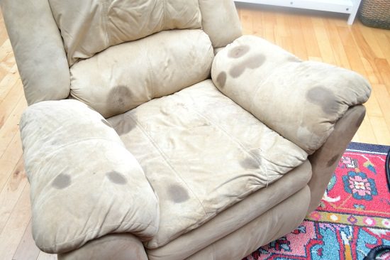 5 Upholstery Cleaning Hacks How To Clean Upholstery At Home