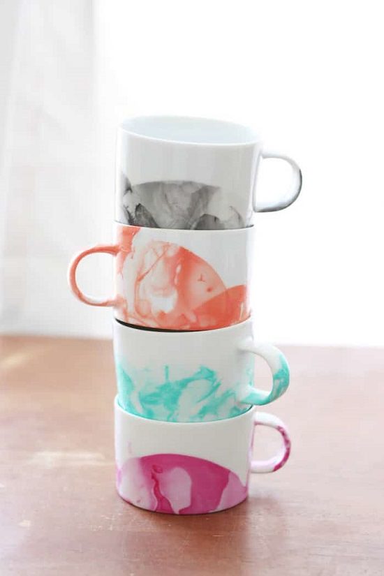 DIY Marbled Mugs