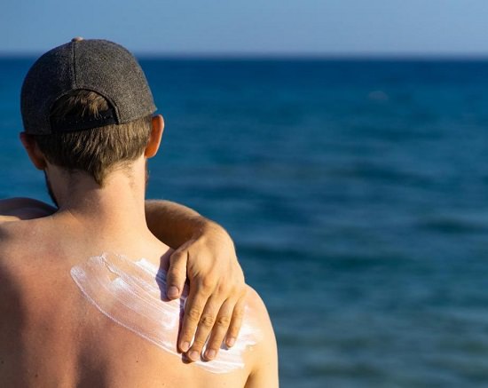 Sunscreen for natural men skin care