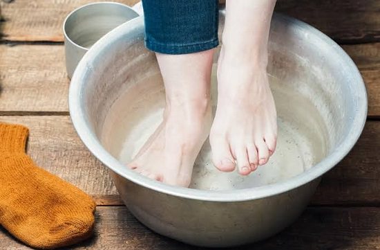 Vinegar Foot Soak
