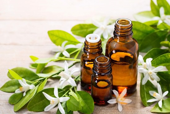 Benefits of neroli oil on the face1