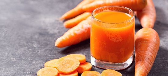 Carrot Juice on Face Overnight3