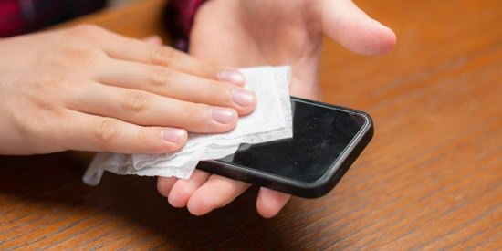 Alternative Uses Of Hand Sanitizer3