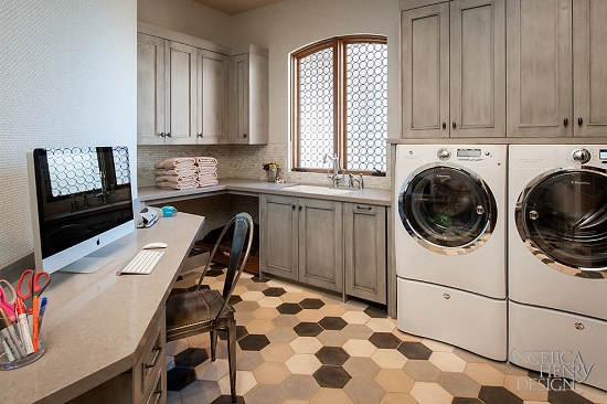 Make Office in Laundry Room