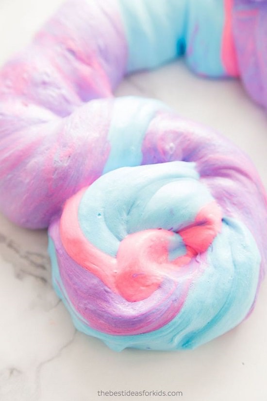 How to Make Slime with Shaving Cream2