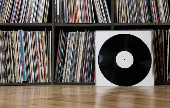 How to Clean Vinyl Records With Windex3