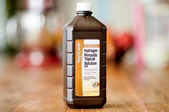 Hydrogen Peroxide for Toenail Fungus2