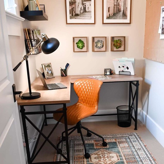 Small Home Office Ideas for Him2