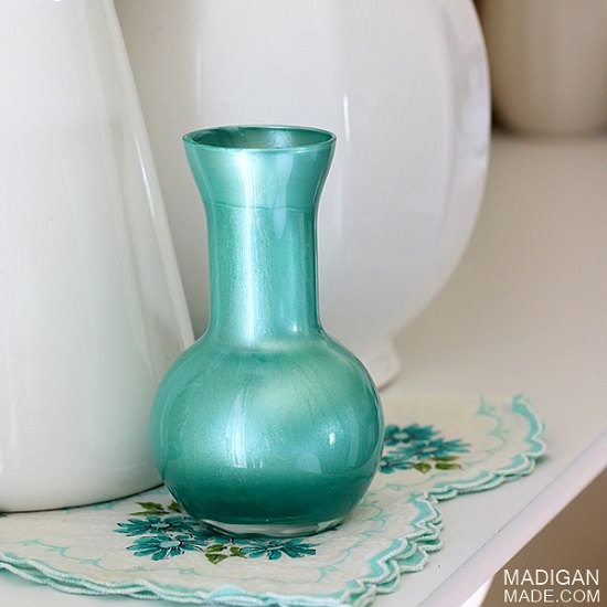 DIY Glass Vase Painting Ideas1