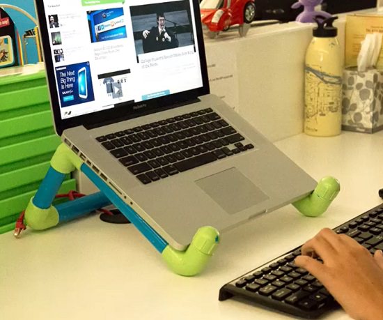 PVC Pipe Laptop Stand3