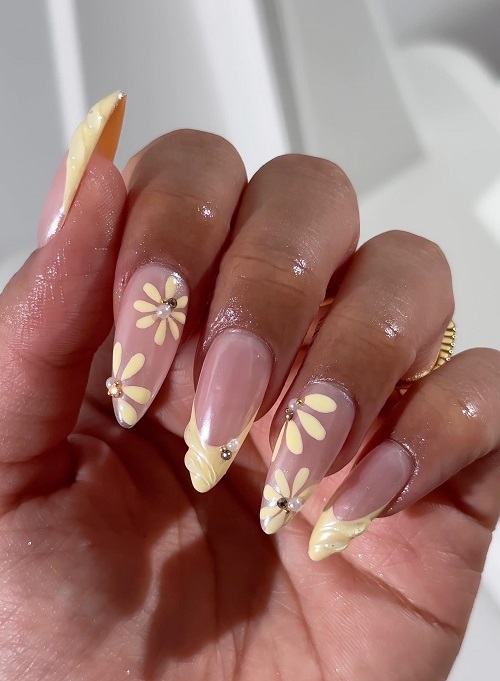 butter yellow glazed nail