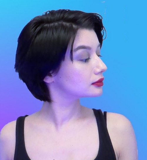 SHORT HAIRCUT