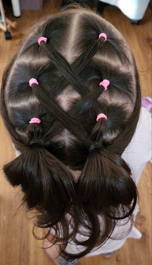 Simple Hairstyle Idea For Cute Little Girl 3