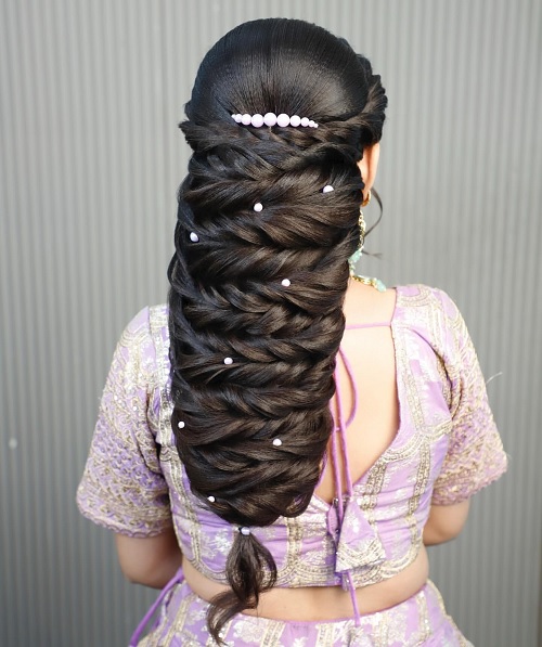 Twisted mermaid hairstyle