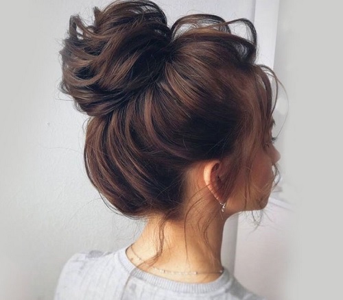 Messy Bun Styles ideas 3