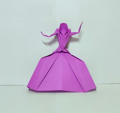 Origami Dancing Dolls 1