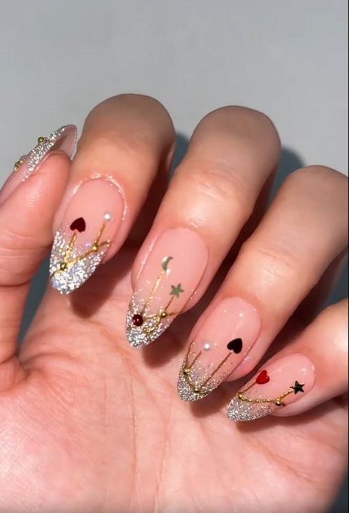 Beautiful Glitter Nails Design Ideas 1