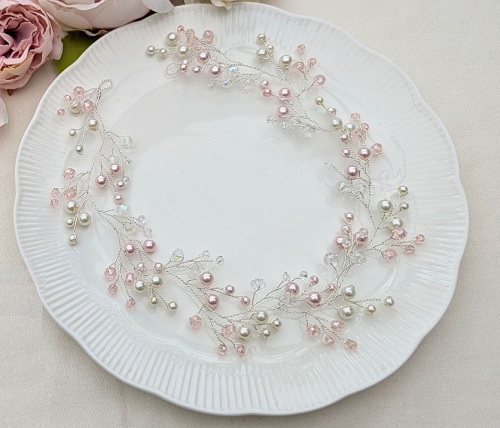 Wow-Factor Wedding Accessories