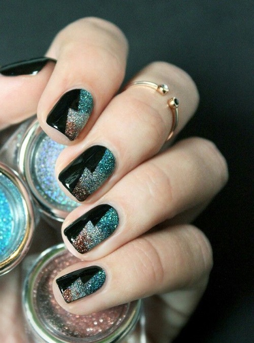Gorgeous Glitter Nails Design Ideas 2