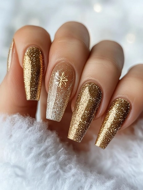 Beautiful golden nails ideas 3