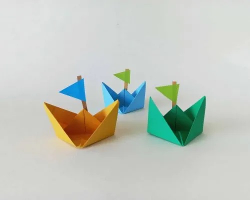 origami boat folding 3