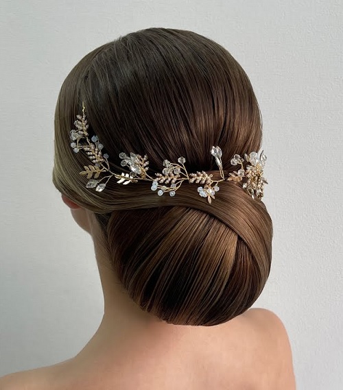 Easy Elegant SLEEK Bun Tutorial