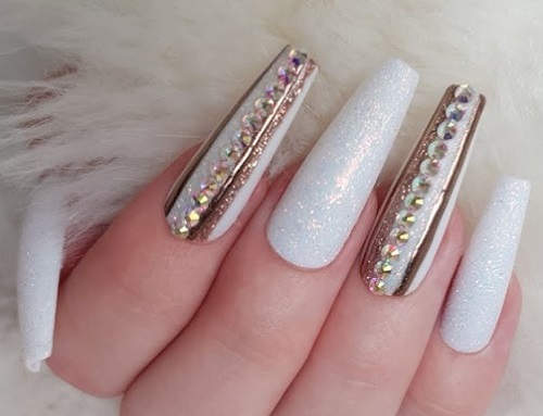 white nail art with glitter 1