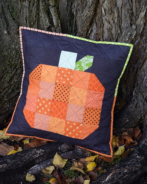 fall-pumpkin-quilted-pillow-tutorial