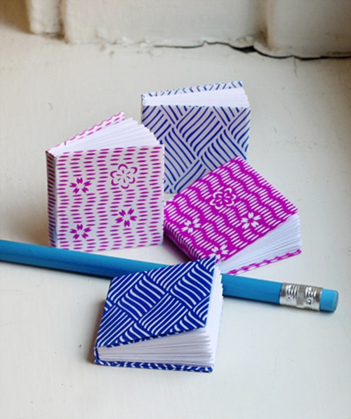 Make origami mini paper books