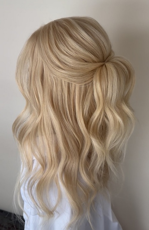 simple half up hairstyle