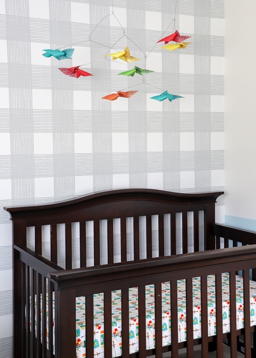 DIY Pinwheel Mobile for the Nursery