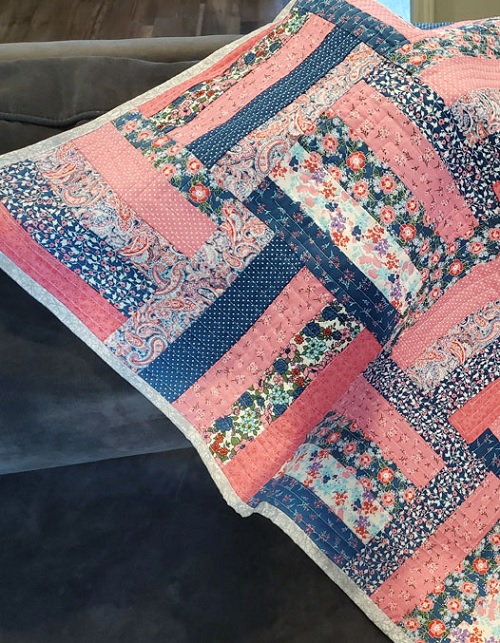 An Easy & Quick Jelly Roll Quilt Pattern