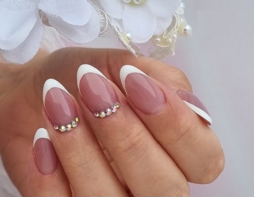 Almond Shape Nails Ideas 1
