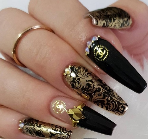 Latest Chrome Nails Ideas 2