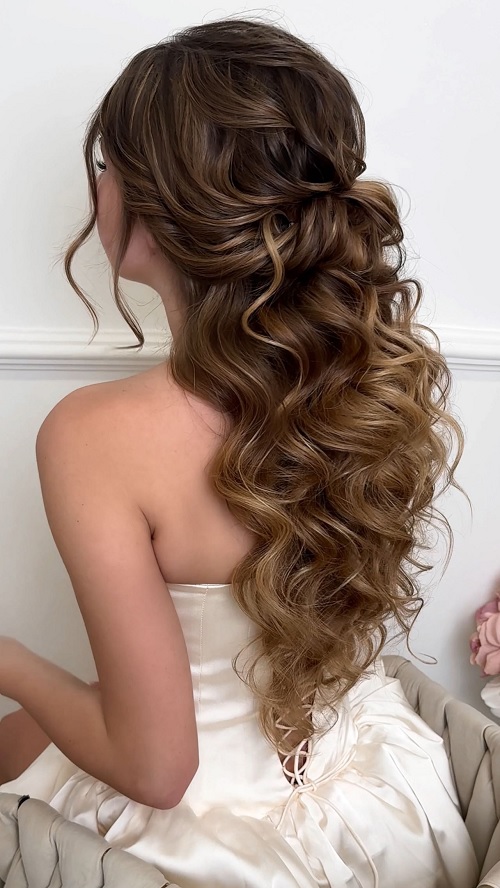 hairstyle for bridesmaids