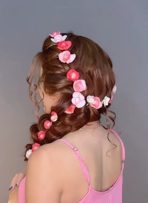 Twisted mermaid hairstyle 