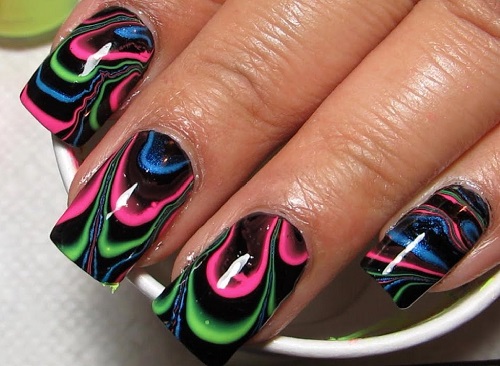 DIY water marble nail art 1