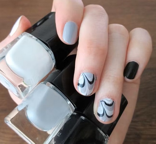 DIY water marble nail art 4